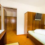 Hotell Garni Hainbacherhof 3*