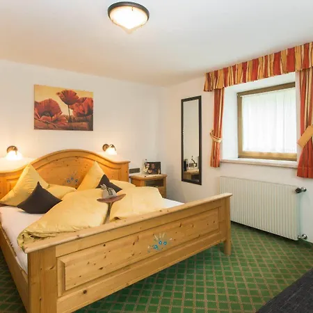 Garni Hainbacherhof Hotell 3*
