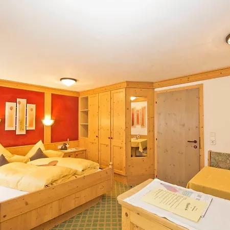 Garni Hainbacherhof Solden