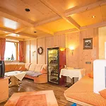 Garni Hainbacherhof Отель