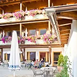 Garni Hainbacherhof 3* זולדן