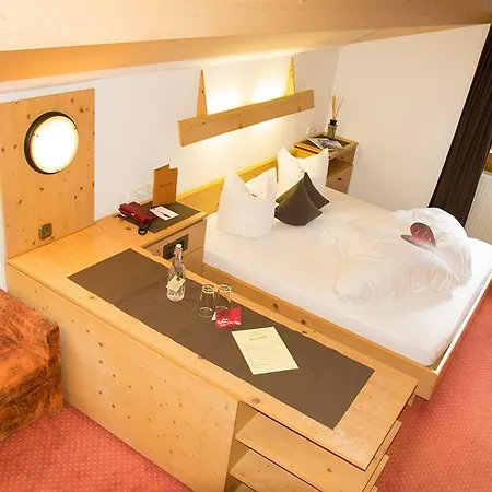 Hotel Garni Hainbacherhof Solden