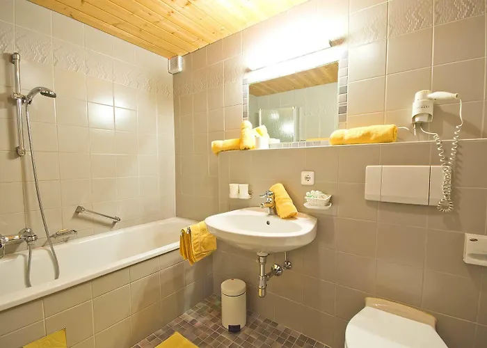 Hotel Garni Hainbacherhof Sölden