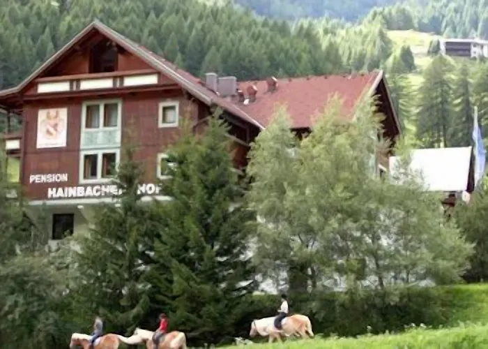 Hotel Garni Hainbacherhof Sölden