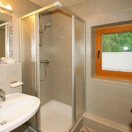 מלון Garni Hainbacherhof 3*